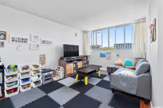 Photo #6: 202515250 Listing 