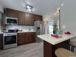 Photo #6: 202515271 Listing 