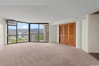 Photo #2: 202515278 Listing