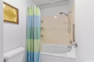 Photo #6: 202515289 Listing 