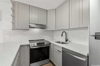 Photo #3: 202515416 Listing