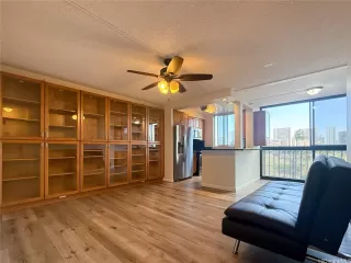 More Details about MLS # 202515474 : 2916 DATE STREET 6I