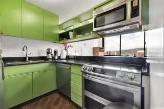 Photo #5: 202515490 Listing 