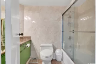 Photo #6: 202515490 Listing 