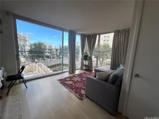 Photo #3: 202515506 Listing 