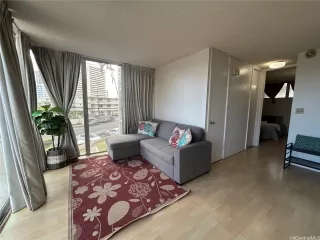 Photo #4: 202515506 Listing 