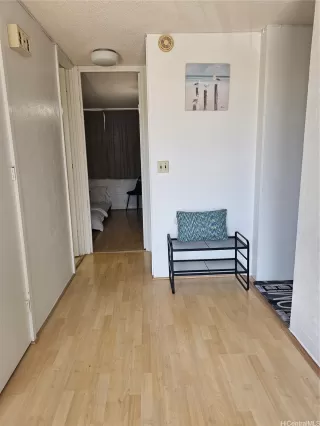 Photo #5: 202515506 Listing 