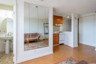 Photo #3: 202515571 Listing 