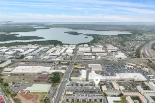 Photo #4: 202515598 Listing