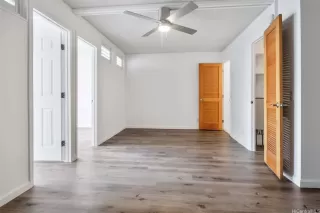 Photo #6: 202515686 Listing 