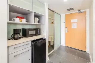 Photo #5: 202515713 Listing 