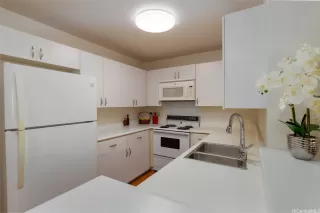 Photo #6: 202515770 Listing 