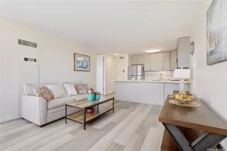 Photo #2: 202515798 Listing 