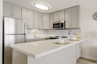 Photo #6: 202515798 Listing 