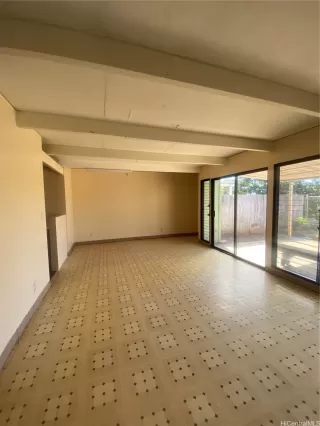 Photo #2: 202515819 Listing 