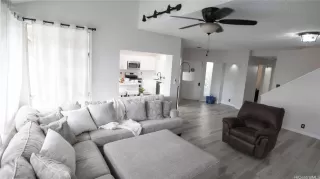 Photo #6: 202515847 Listing 