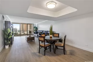 Photo #6: 202515866 Listing 