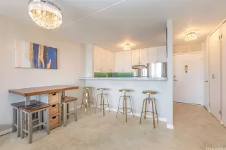 Photo #6: 202515888 Listing 