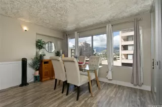 Photo #4: 202515935 Listing 