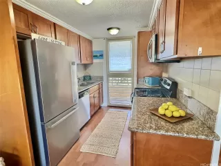 Photo #4: 202515994 Listing 