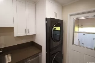 Photo #3: 202516036 Listing 