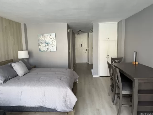 MLS: 202516118 Condo For Sale