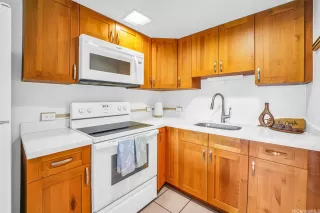 Photo #6: 202516123 Listing 