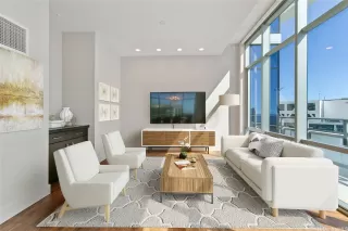 Photo #3: 202516133 Listing