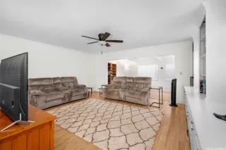 Photo #3: 202516149 Listing 