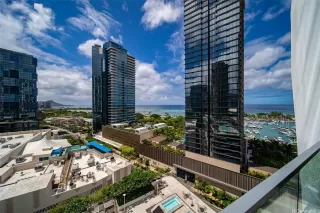 Photo #4: 202516211 Listing 