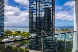 Photo #5: 202516211 Listing 