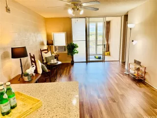 Photo #2: 202516223 Listing 