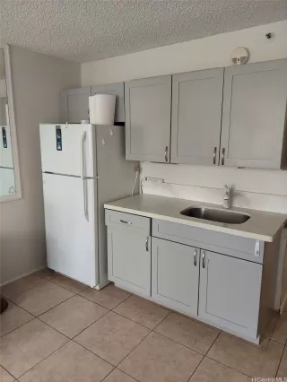 Photo #4: 202516232 Listing 