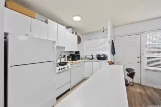 Photo #3: 202516265 Listing 