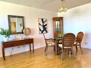 Photo #3: 202516266 Listing 