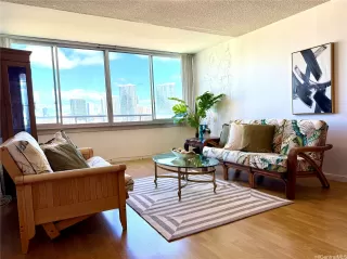 Photo #6: 202516266 Listing 