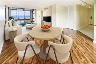 Photo #3: 202516290 Listing 