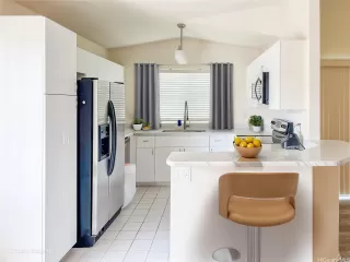 Photo #4: 202516297 Listing 