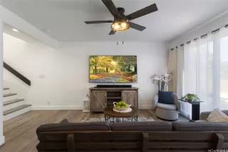 Photo #3: 202516332 Listing 