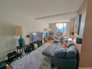 Photo #2: 202516351 Listing 