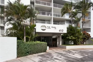 Browse active condo listings in PEARL 2