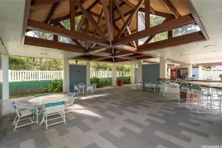 Photo #3: 202516353 Listing 