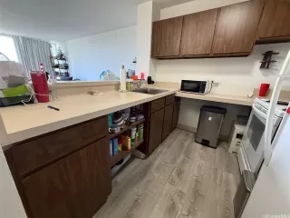 Photo #6: 202516353 Listing 