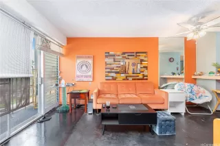 Photo #2: 202516363 Listing 