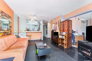 Photo #3: 202516363 Listing 