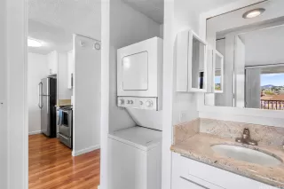 Photo #5: 202516385 Listing 