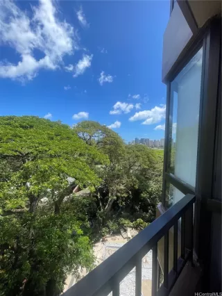 Photo #4: 202516395 Listing 