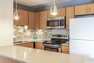 Photo #2: 202516401 Listing 