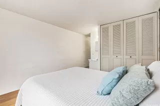 Photo #5: 202516401 Listing 