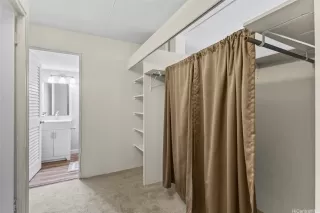 Photo #6: 202516404 Listing 